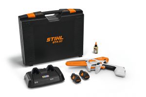 STIHL GTA 30 se 2 akumulátory AS 2 a nabíječkou AL 5-2